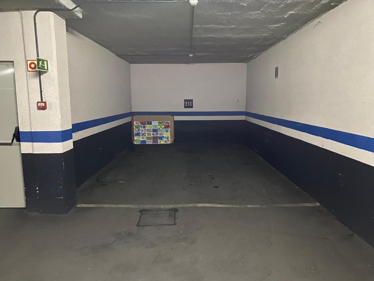 Apartamento En Madrid Rio Con Parking Gratuito Exterior photo